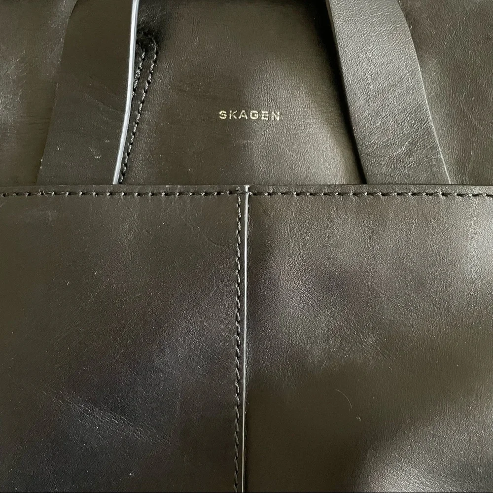 Skagen Black Leather Messenger Bag